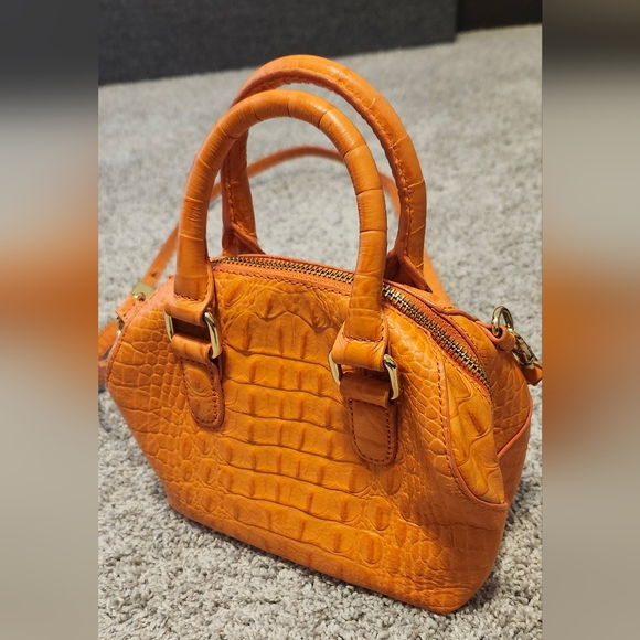 NWOT G.I.L.I Got It Love It Mini Croc Embossed Leather Satchel Orange Gold - Picture 1 of 4